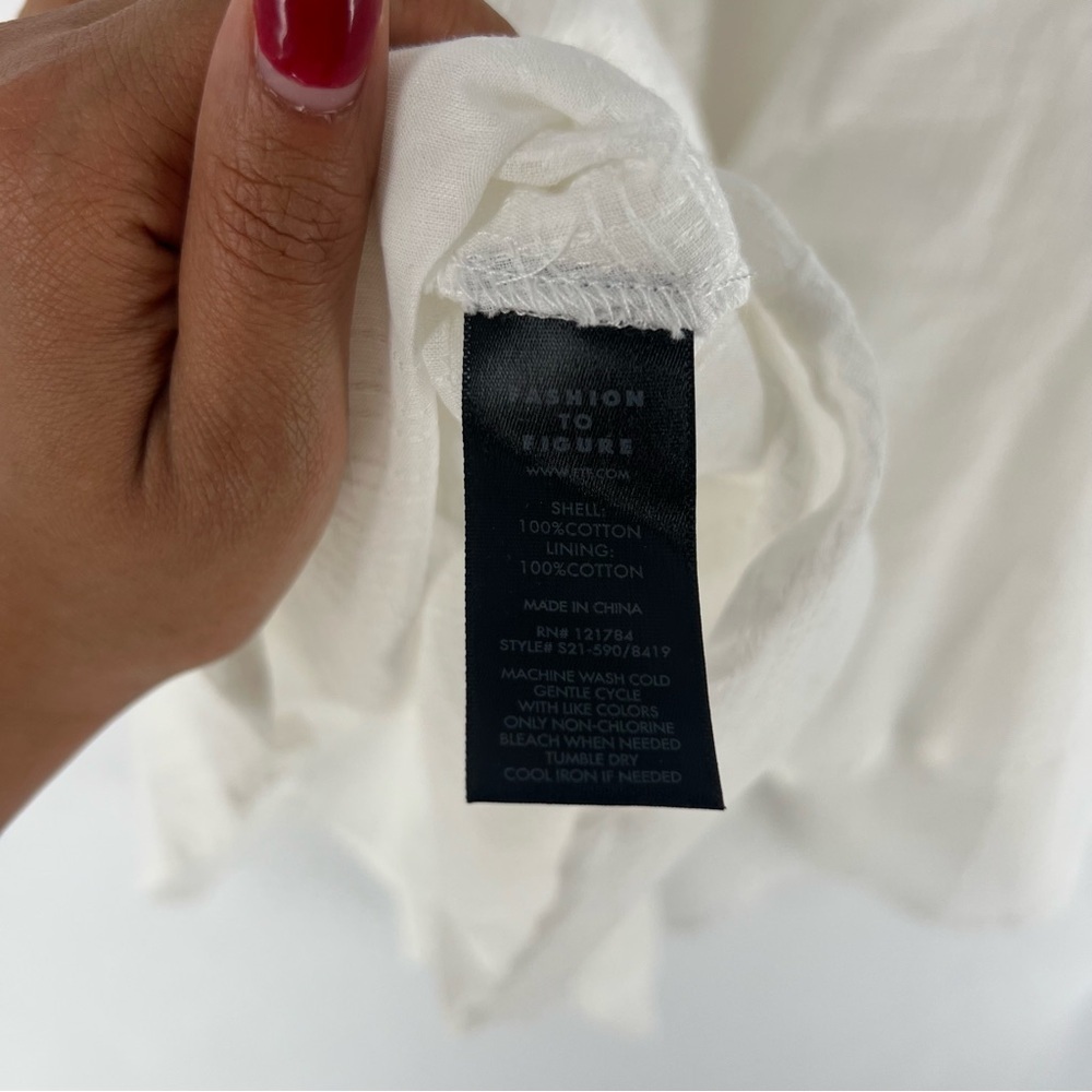 SRV x FTF Blanca Tie Front Flowy Romper Tiered Shorts Surplice‎ Neckline Woven - Picture 16 of 16